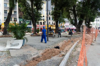 Salvador, Bahia, Brezilya - 05 Ocak 2024: Bahia 'nın Salvador kentindeki ticari bölgede Rua da Conceicao da Praia' da inşaat alanı.