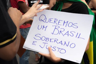 Salvador, Bahia, Brezilya - 07 Eylül 2019: Öğrenciler Brezilya Bağımsızlık Günü 'nü protesto ediyorlar. Salvador, Bahia.