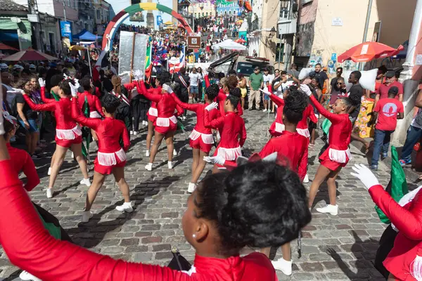 stock image Salvador, Bahia, Brazil - July 02, 2024: Public school students are seen performing during an Independence Day party in Bahia. Pelourinho, city of Salvador.