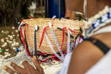 Salvador, Bahia, Brezilya - 16 Ağustos 2019: Bahia 'nın Salvador kentindeki Sao Roque anısına Candomble üyeleri.