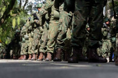 Salvador, Bahia, Brezilya - 07 Eylül 2024: Brezilya 'nın Bahia kentinde Brezilya' nın bağımsızlığını kutlayan askerler görülüyor.