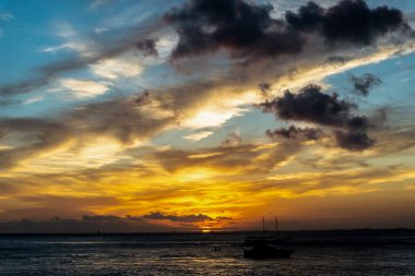 Salvador, Bahia 'da romantik ve güzel bir gün batımı manzarası.