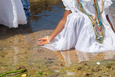 Brezilya 'nın Salvador kentindeki Iemanja partisine Candomble dininden insanlar katılıyor..