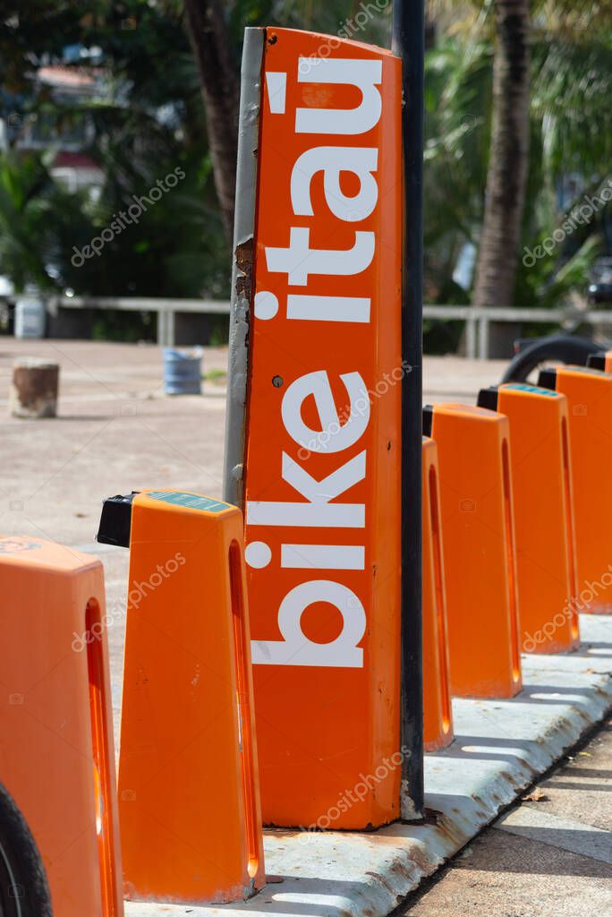 View of a bike rack for bikes via the Itau bank app. City of Salvador, Bahia.