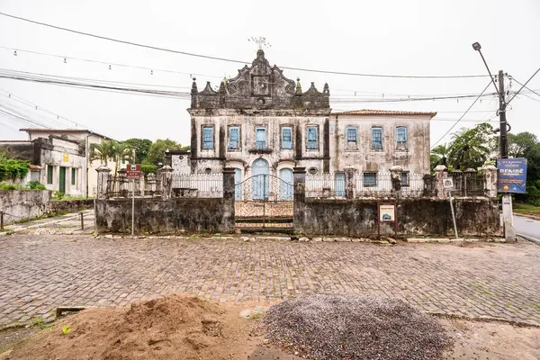 Santo Amaro, Bahia, Brezilya - 18 Mayıs 2025: Bahia 'nın başkenti Santo Amaro' da bulunan Aziz Meryem Ana Kilisesi ve manastırı.