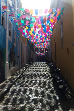 Salvador, Bahia, Brezilya - 18 Haziran 2025: Brezilya 'nın Salvador kentindeki Sao Joao festivali için dekorasyon.