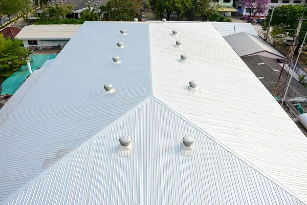 Metal Sheet Roofing Commercial Constructio — Stock Photo, Image