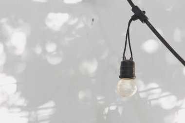 Restoranda dekoratif ampuller.