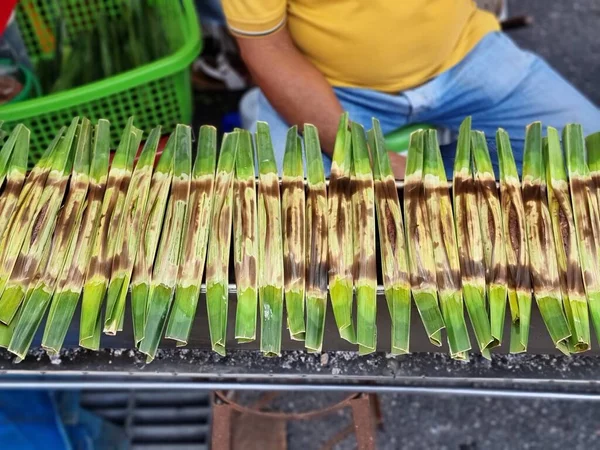 Khanom Jaak Nipa Palm Dessert Thajský Tradiční Dezert Uvnitř Lepkavá — Stock fotografie