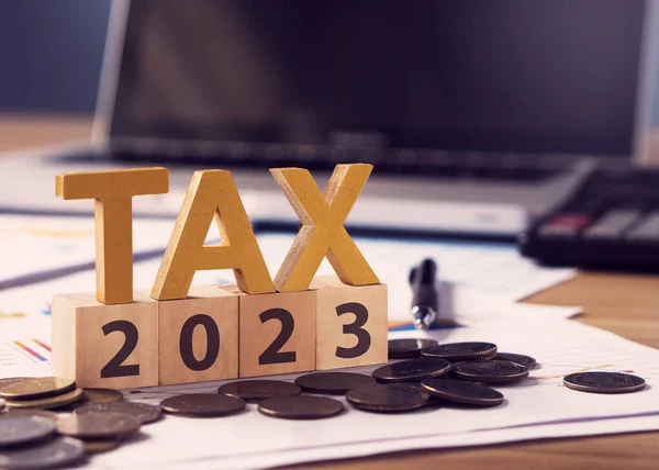 Tahta Bloktaki Vergiler 2023 Numara 2023 Vergi Ödeyin Yeni Yıl — Stok fotoğraf