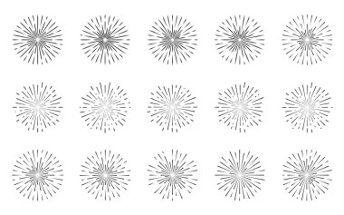 Klasik güneş kremi koleksiyonu. Radyal günbatımı ışınları beyaz arkaplanda izole edildi. Değişik şekiller, patlayan güneş ışınları, mürekkep, hipster çerçeveler çiziyor. Havai fişek patlaması ışık patlama eğilimi etkisi