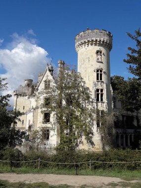Chateau de la Mothe Chanthe İnkarcıları