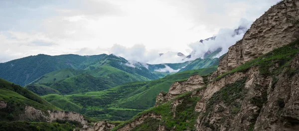 Amazing View Green Mountains Clouds Dramatic Sky Majestic Mountains Beautiful — Φωτογραφία Αρχείου