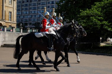 Londra - 06 15 2022: Hyde Park Köşesinde Can Kurtaranların Yakın Çekimi