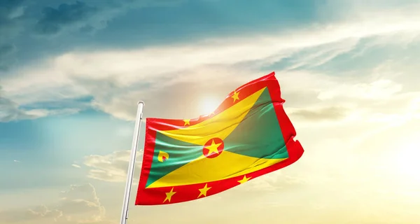 Grenada Sventola Bandiera Nel Bel Cielo Con Sole — Foto Stock