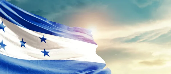 Honduras Waving Flag Beautiful Sky Sun —  Fotos de Stock