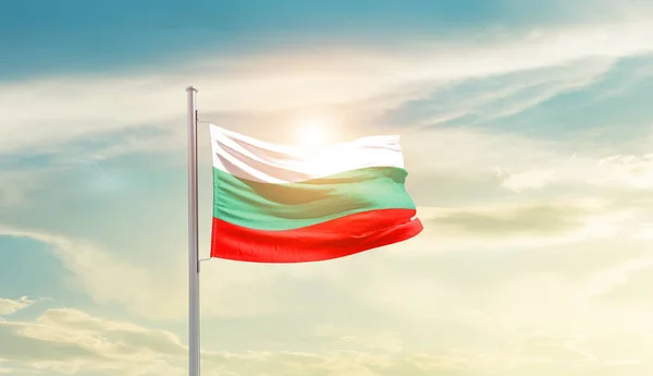 Bulgaria Waving Flag Beautiful Sky Sun — Stock fotografie