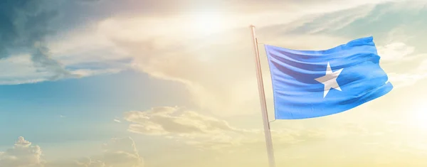 Somalia Waving Flag Beautiful Sky Sun — 图库照片