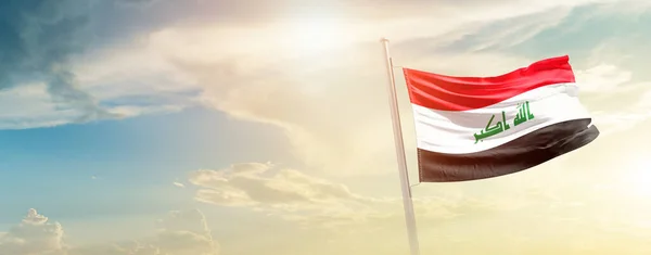 Iraq Waving Flag Beautiful Sky Sun — Fotografia de Stock
