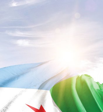 Cibuti bayrağı güneşe karşı dalgalanır