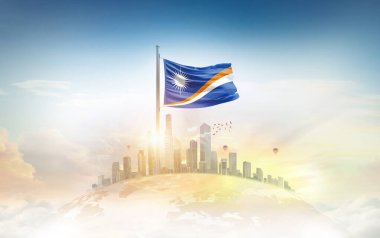 Marshall Adaları şehir manzarasının üzerindeki bayrak simgesi 