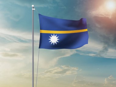Nauru bayrağı gökyüzünde dalgalanıyor. 