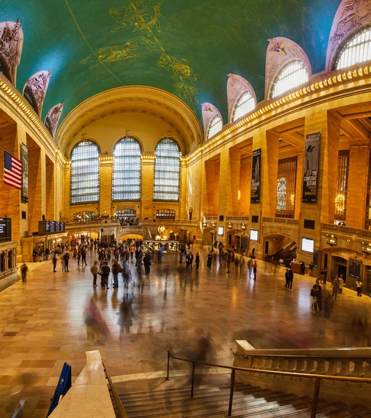 Εικόνα Των Ανθρώπων Γεμίζουν Εικονική Grand Central Station Ευρύ Πανόραμα — Φωτογραφία Αρχείου