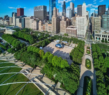 Chicago 'daki Millennium Park' taki Fasulye Bulutu Kapısı 'na Bakış