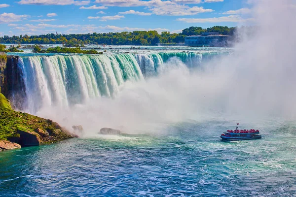Image Tourist Ship Surrounded Heavy Mist Niagara Falls Horseshoe Falls — Stock Photo, Image