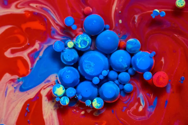 Bild Massa Blå Olja Bubblor Vibrerande Abstrakta Färger Simma Havet — Stockfoto