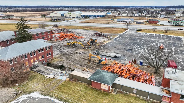 Defaultimage Drone Aerial Construction Zone Deserted Hospital Debuilt Has Orange — Stockfoto