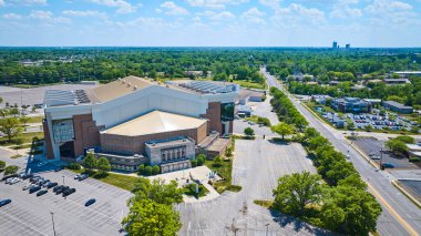 Uçaklı ve Fort Wayne şehir merkezindeki Air Allen Country War Memorial Kolezyumu