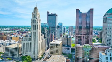 Şehir görüntüsü Columbus Ohio havalimanı LeVeque Kulesi ve Huntington Merkezi