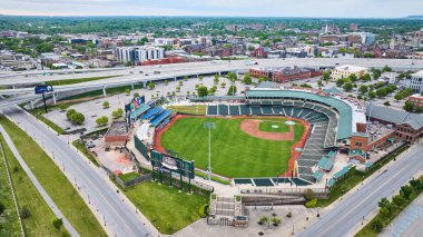 Louisville şehir merkezindeki havanın resmi Beyzbol Sahası elması