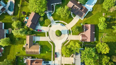 Çatı manzarası alçak ve orta sınıf manzaralı havacılık manzaralı Cul-de-sac evleri