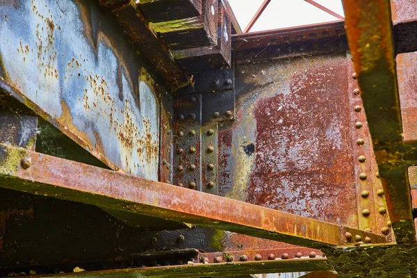 Image Underside Railing Old Rusting Metal Corroding Railroad Bridge Oil — Stock Photo, Image