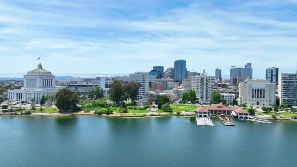 Vidéo Boom Depuis Antenne Lac Merritt Pour Voir Oakland City — Video