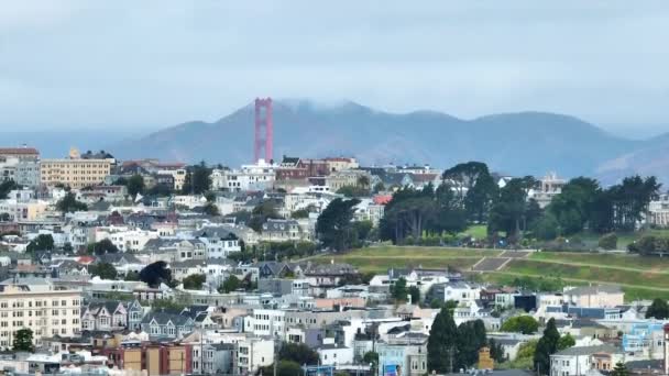 Video Boom Shot Houses Apartments San Fransico End Focus Golden — Stock Video