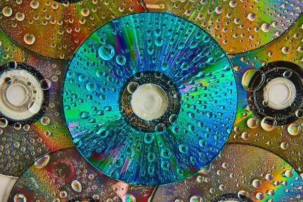 Imagem Superfície Azul Colorido Vibrante Com Gotas Água Empilhadas Topo — Fotografia de Stock