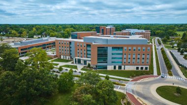 Ball State Kampüs Üniversitesi Havacılık Bölgesi, Indiana 'dan Roundabout