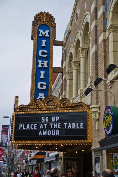 Ikonisches Michigan Theater Festzelt Beleuchtet Ann Arbors Lebendige Kunstszene Und — Stockfoto