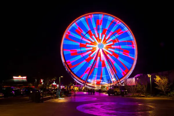 Roda Gigante Vibrante Ilumina Céu Noturno Gatlinburg Tennessee Criando Uma — Fotografia de Stock