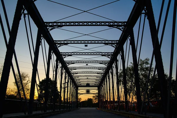 Золотой Час Запечатлевает Промышленную Красоту Моста Форт Уэйнс Уэллс Стрит — стоковое фото