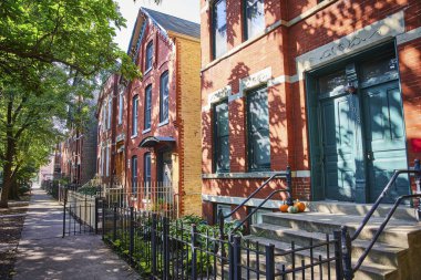 Kiralama, ipotek, yeniden finansman, ev, ev ya da apartmanın resmi