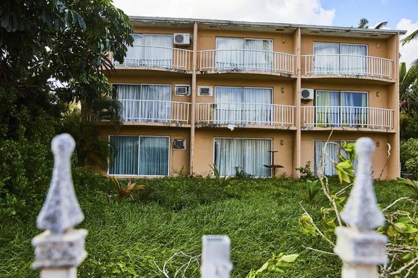 Tageslicht Ansicht Eines Alten Verwitterten Motels Nassau Bahamas Zeigt Urbanen — Stockfoto