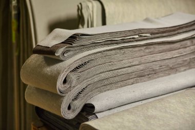 Bir Tekstil Fabrikasında Tarafsız Tekstil Yığını, Fort Wayne, Indiana, 2017