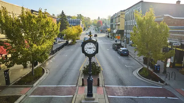 Early Morning Drone Shot Historic Ypsilanti Street Clock Tranquil Main — Stock Photo, Image