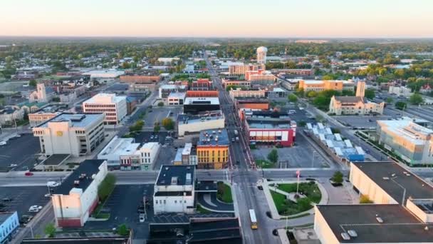 Aerial Fly Downtown Muncie Indiana Golden Hour Affascinante Viaggio Nell — Video Stock
