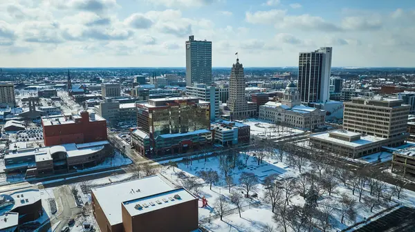 Winters Hold Fort Wayne Indiana Snow Porszórt Belvárosi Városkép Bemutató — Stock Fotó