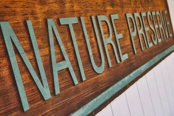 Сміливий Знак Заповідника Природи Серед Природної Краси Лінденвуда Форт Вейн — стокове фото